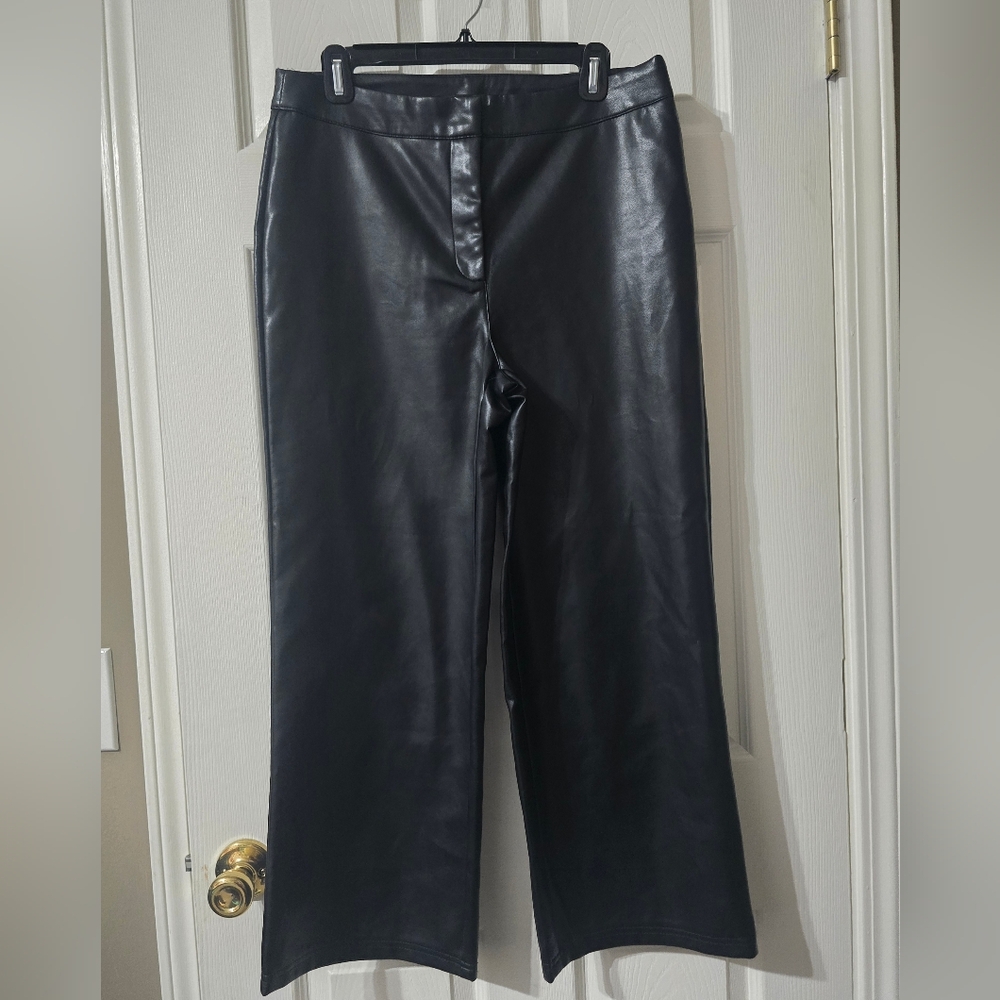 Bagatelle Faux Leather Cropped Wide Leg Trousers in Black, High Waist, EUC! - Picture 2 of 11